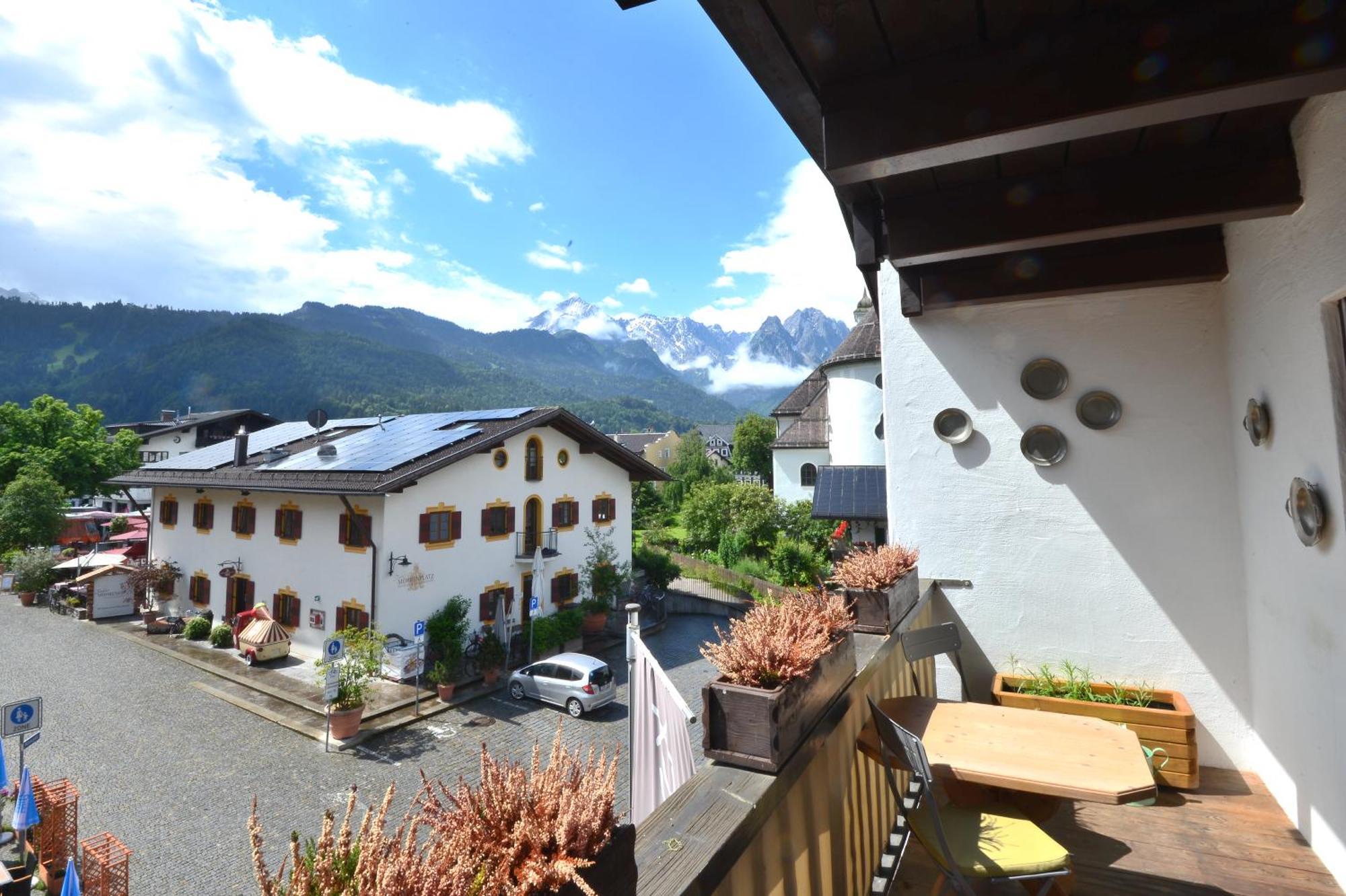 Kandinsky Apartment Garmisch-Partenkirchen Bagian luar foto